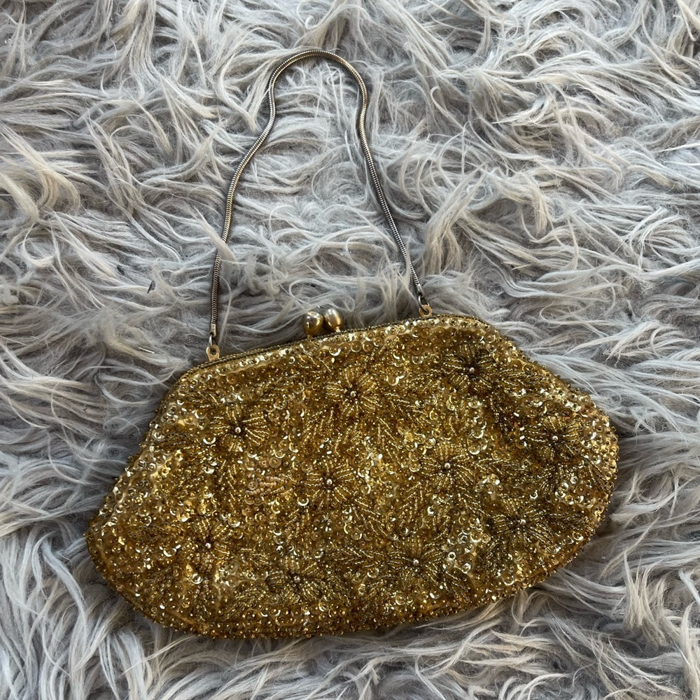 Vintage hood beaded purse